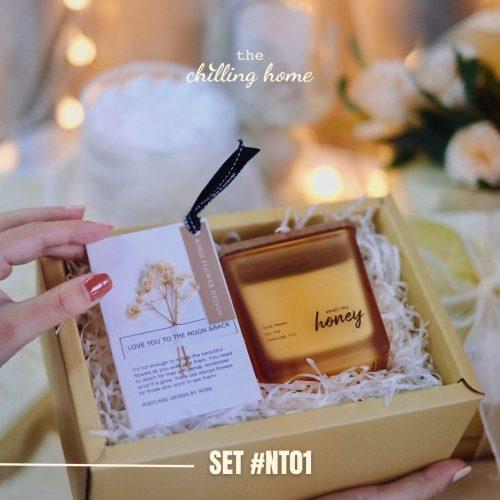 Set Quà Nến Thơm Honey & Hộp Cao Cấp Kèm Thiệp Hoa Khô Tinh Tế #NT01